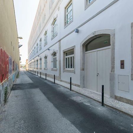 Lovelystay - Hidden Oasis With River View Lissabon Buitenkant foto
